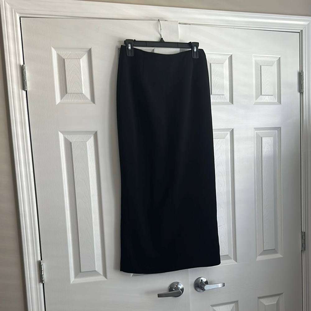 Black Maxi Pencil Skirt for Cocktail Events